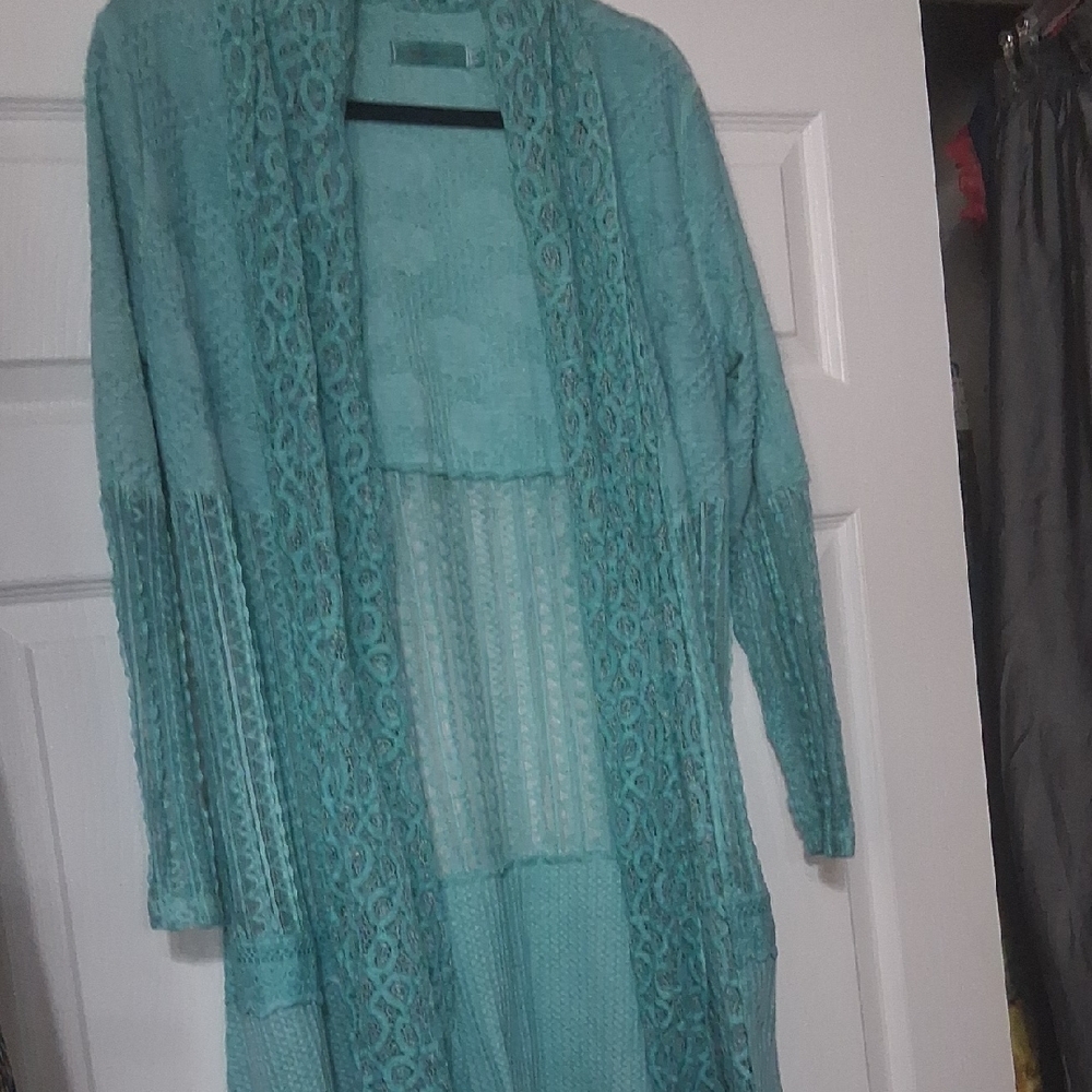 Simply Couture Aqua Lace Duster Sx L. Beautiful Laces.